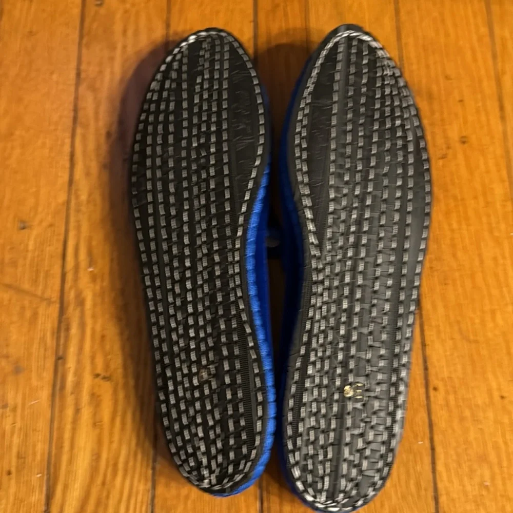 NEW Venetian Velvet Slipper Mules with Bicycle Tread soles sz 39 - Picture 3 of 3